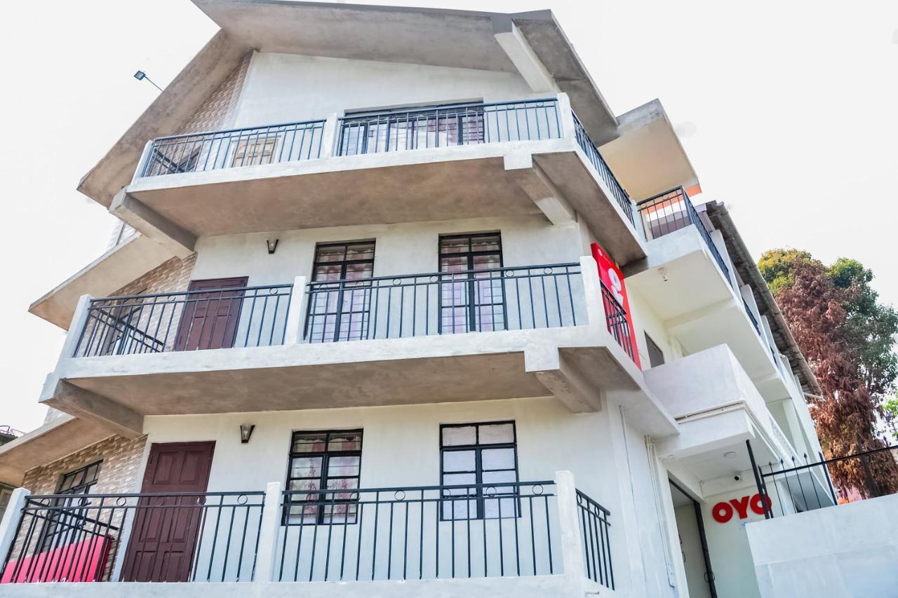 Oyo 18759 Nirvana Guest House 실롱 외부 사진